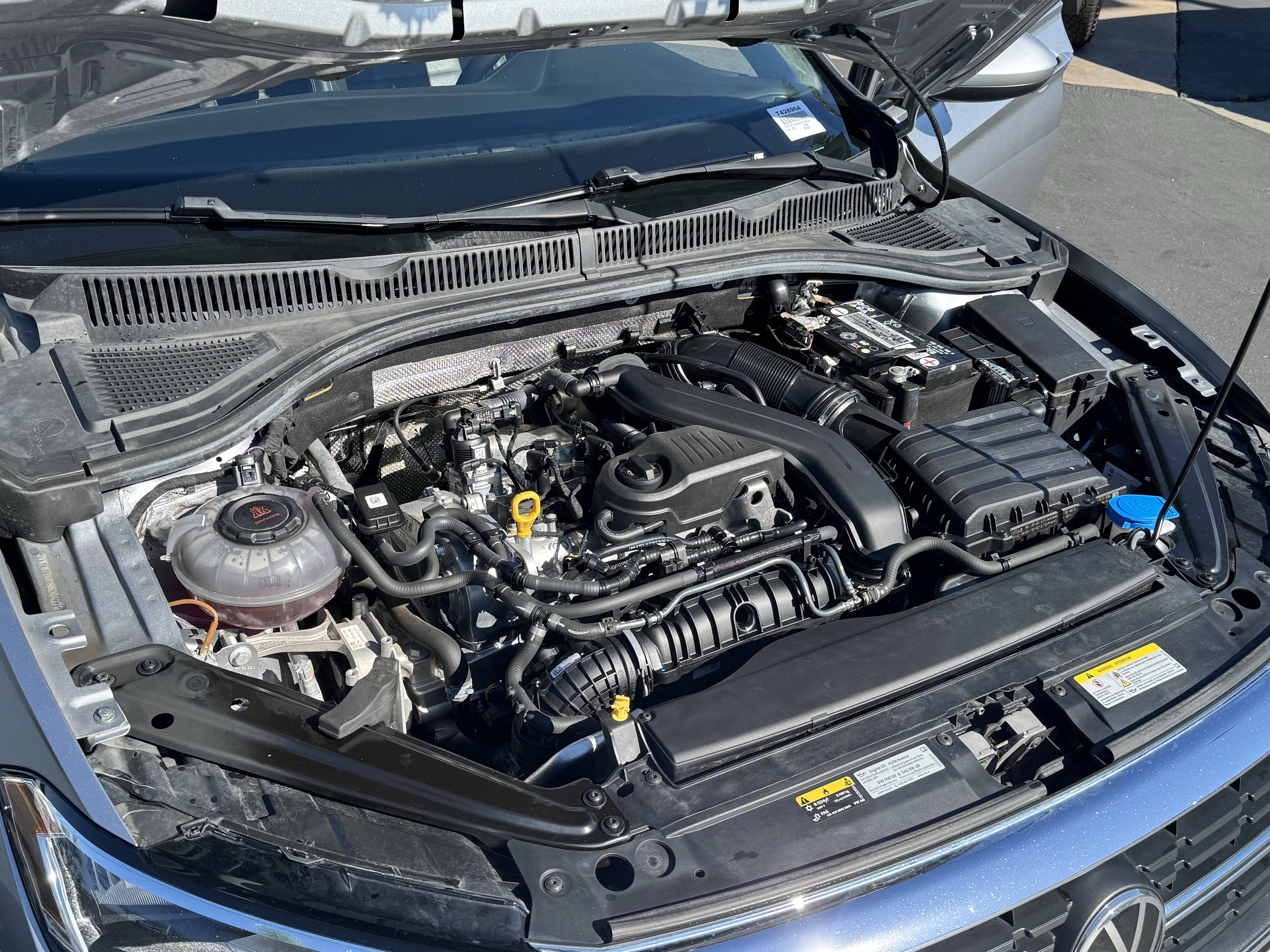 Used 2022 Volkswagen Jetta SE w/ Panoramic Sunroof Package image 37