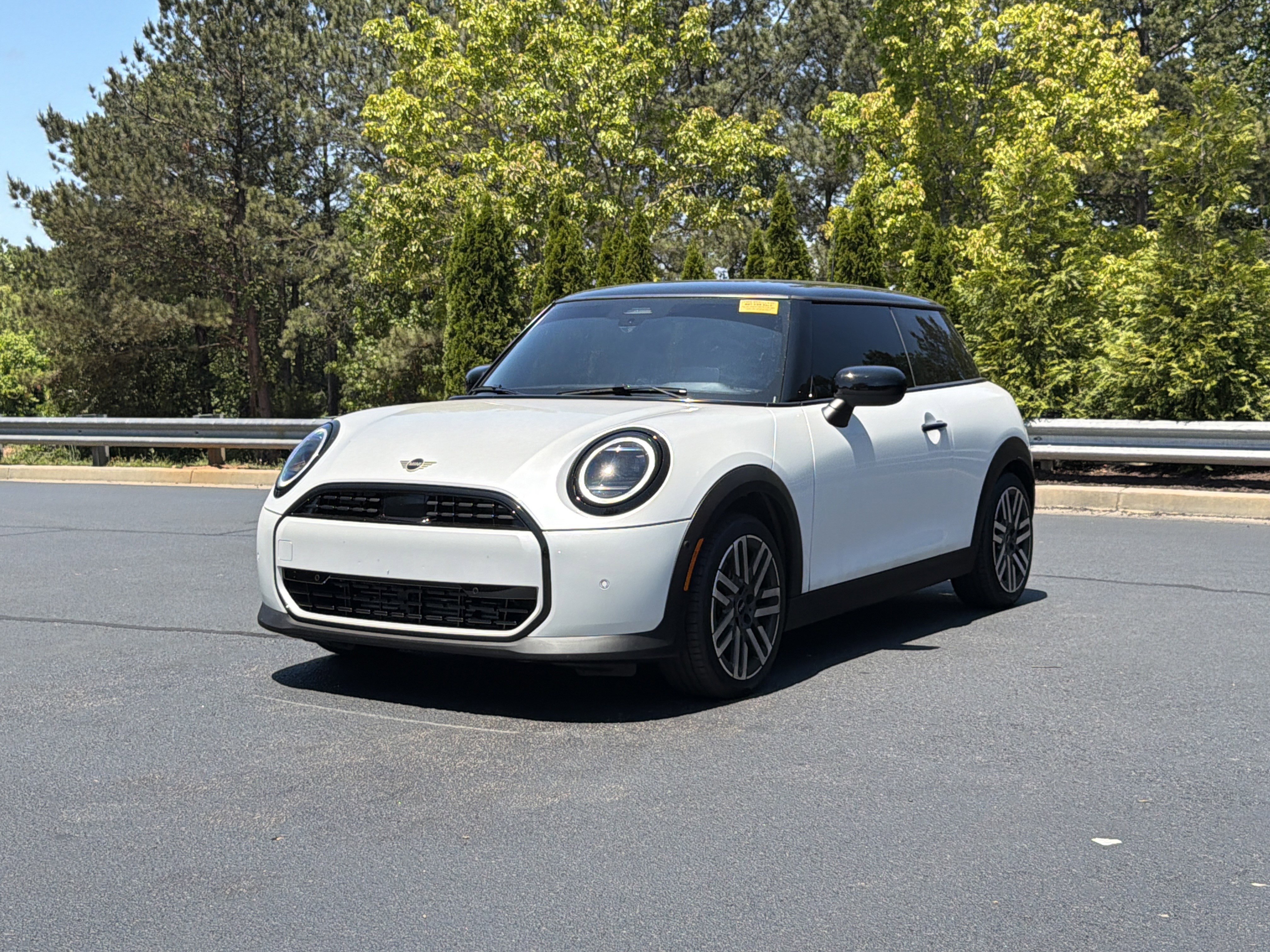 Used 2026 MINI Cooper 2-Door Hardtop FWD image 13
