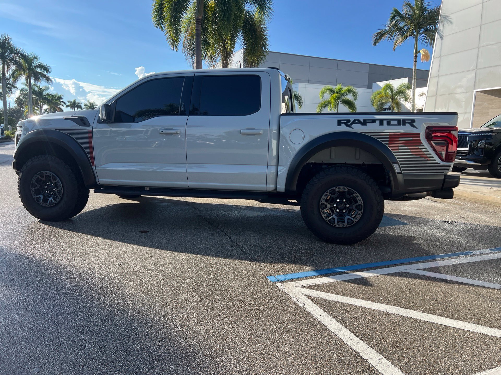 Used 2024 Ford F150 Raptor w/ Equipment Group 803A Raptor R AWD/4WD image 4