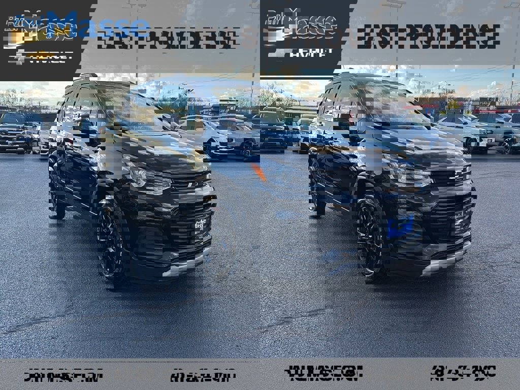 Certified 2019 Chevrolet Trax LT w/ Redline Edition image 3