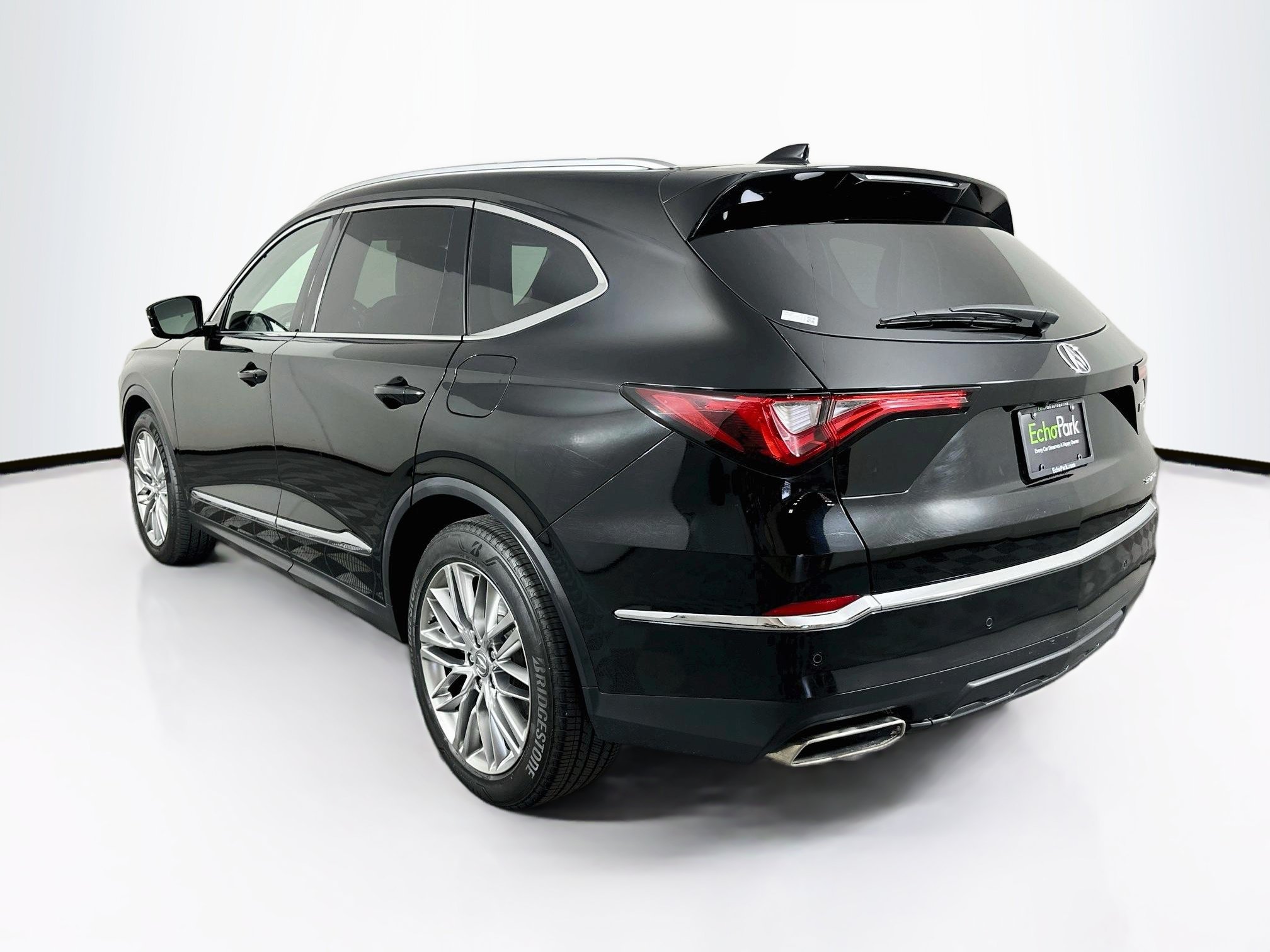 Used 2023 Acura MDX SH-AWD w/ Advance Package image 5