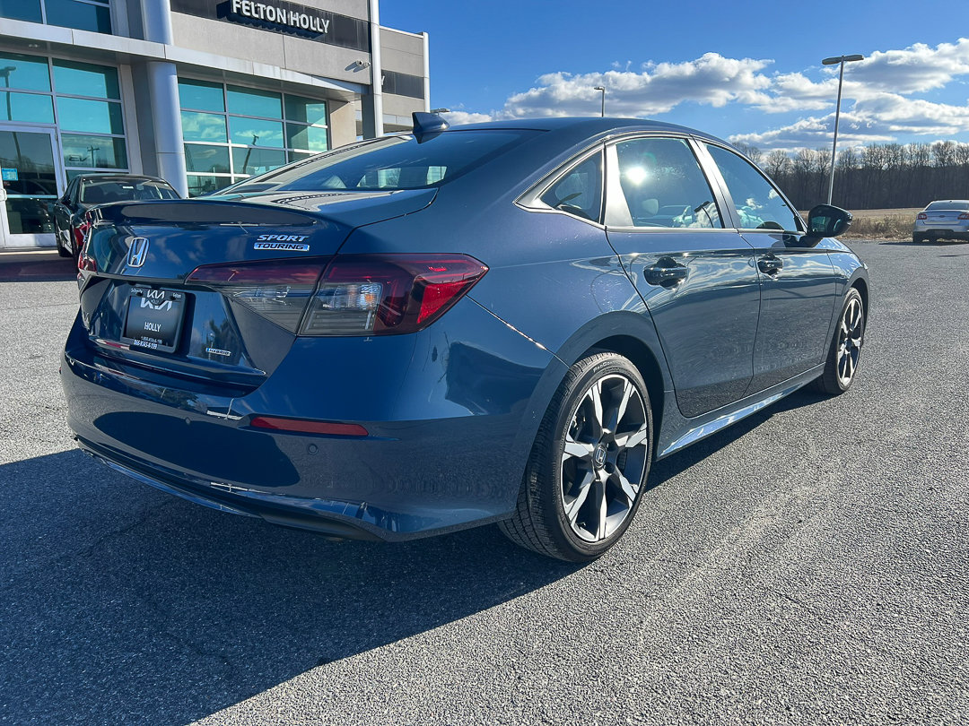 Used 2025 Honda Civic Sport image 6