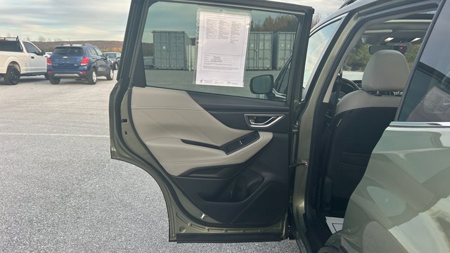 Used 2020 Subaru Forester Limited image 37
