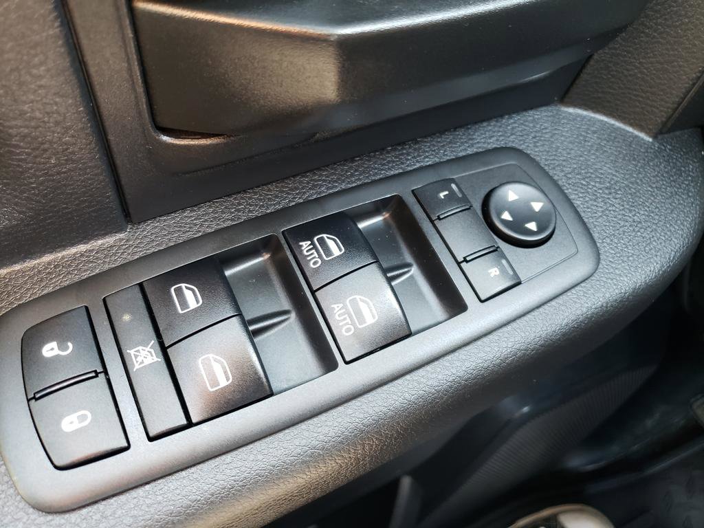 Used 2017 RAM 2500 Tradesman w/ Popular Equipment Group AWD/4WD image 21