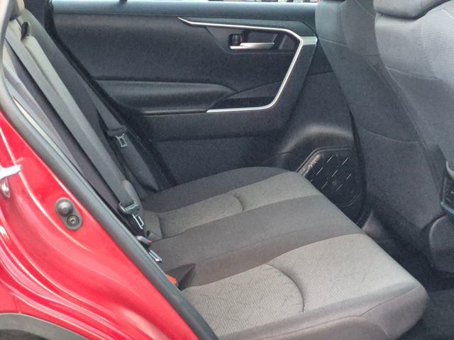 Used 2025 Toyota RAV4 XLE image 19