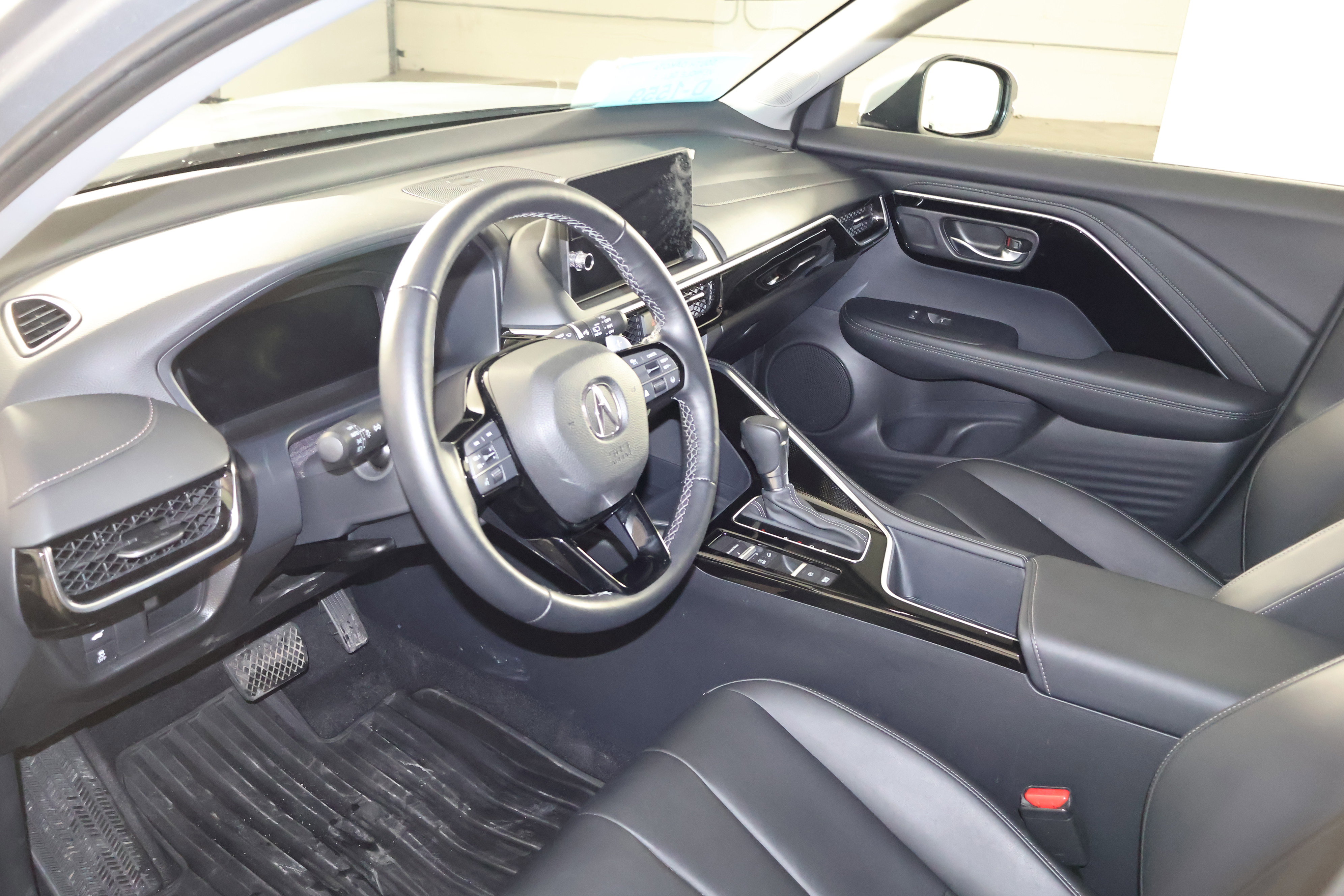 Certified 2025 Acura ADX AWD image 2