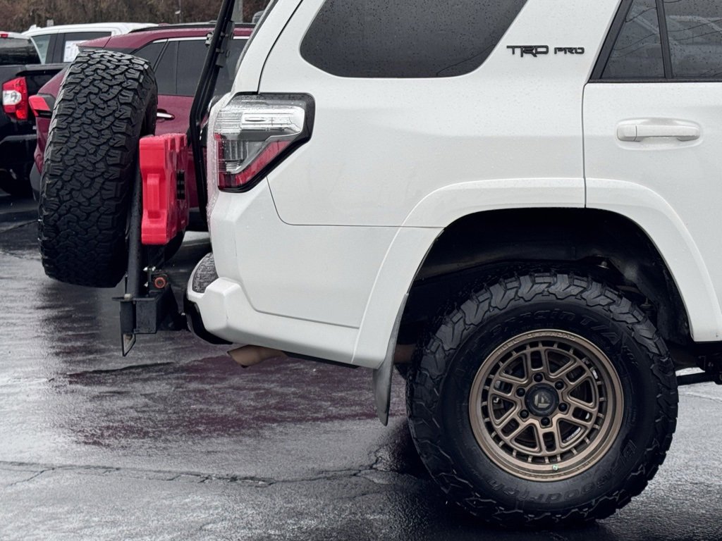 Used 2016 Toyota 4Runner TRD Pro image 40