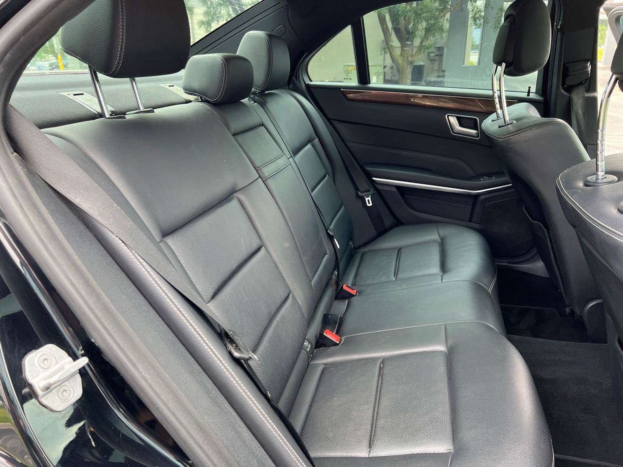 Used 2016 Mercedes-Benz E 350 Sedan w/ Premium Package image 26