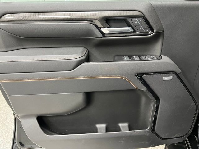 Used 2025 GMC Sierra 3500 AT4 w/ AT4 Premium Plus Package image 23