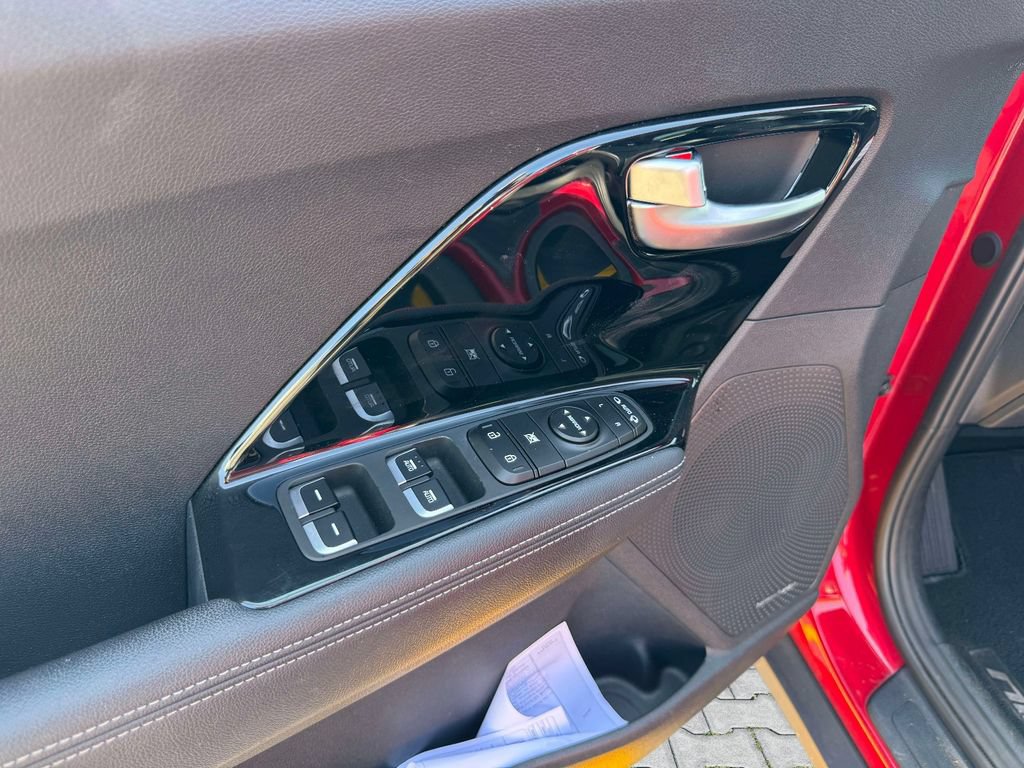 Certified 2022 Kia Niro EX Premium FWD image 14