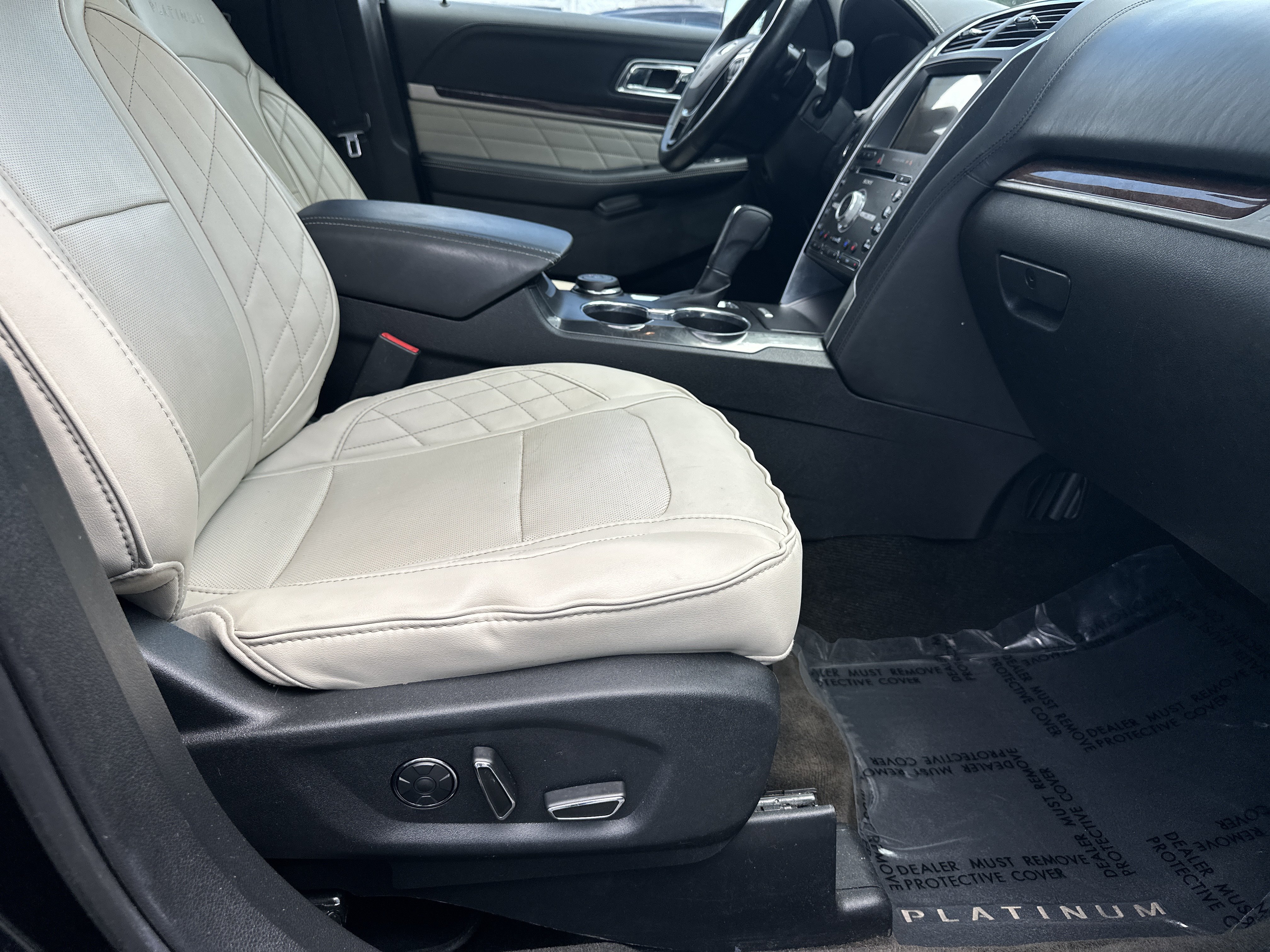 Used 2017 Ford Explorer Platinum AWD/4WD image 15