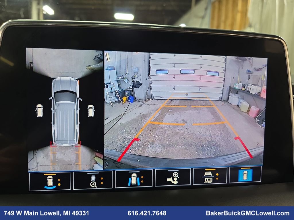 Used 2021 GMC Yukon AT4 w/ Technology Package image 23