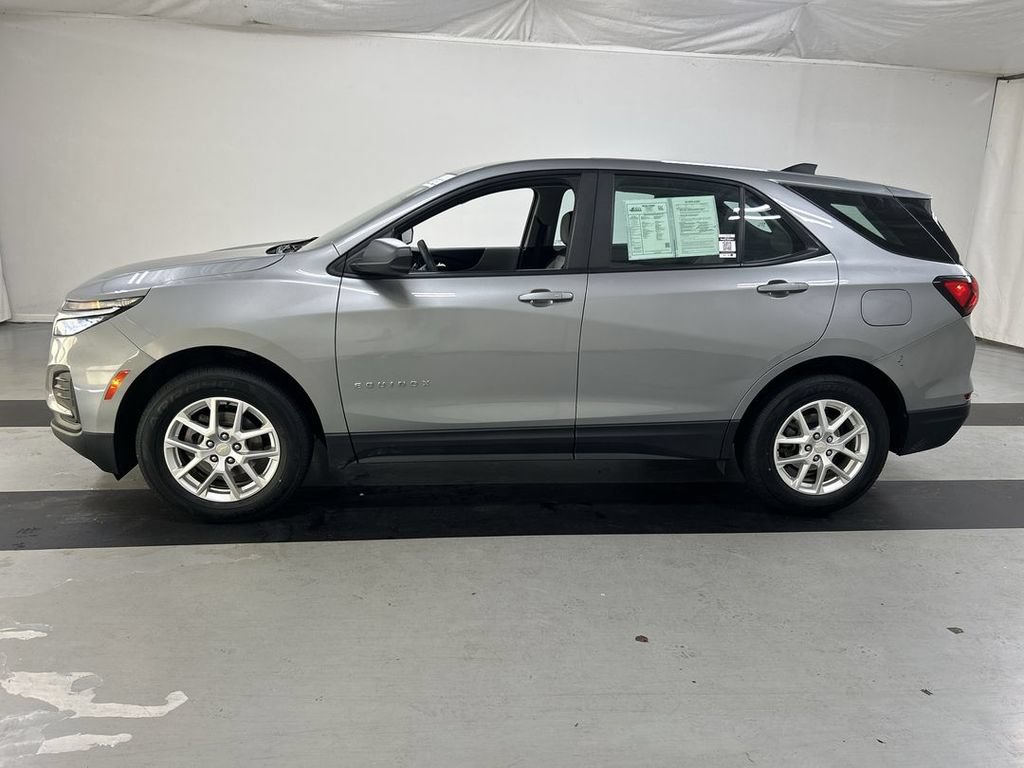 Used 2023 Chevrolet Equinox LS AWD/4WD image 6
