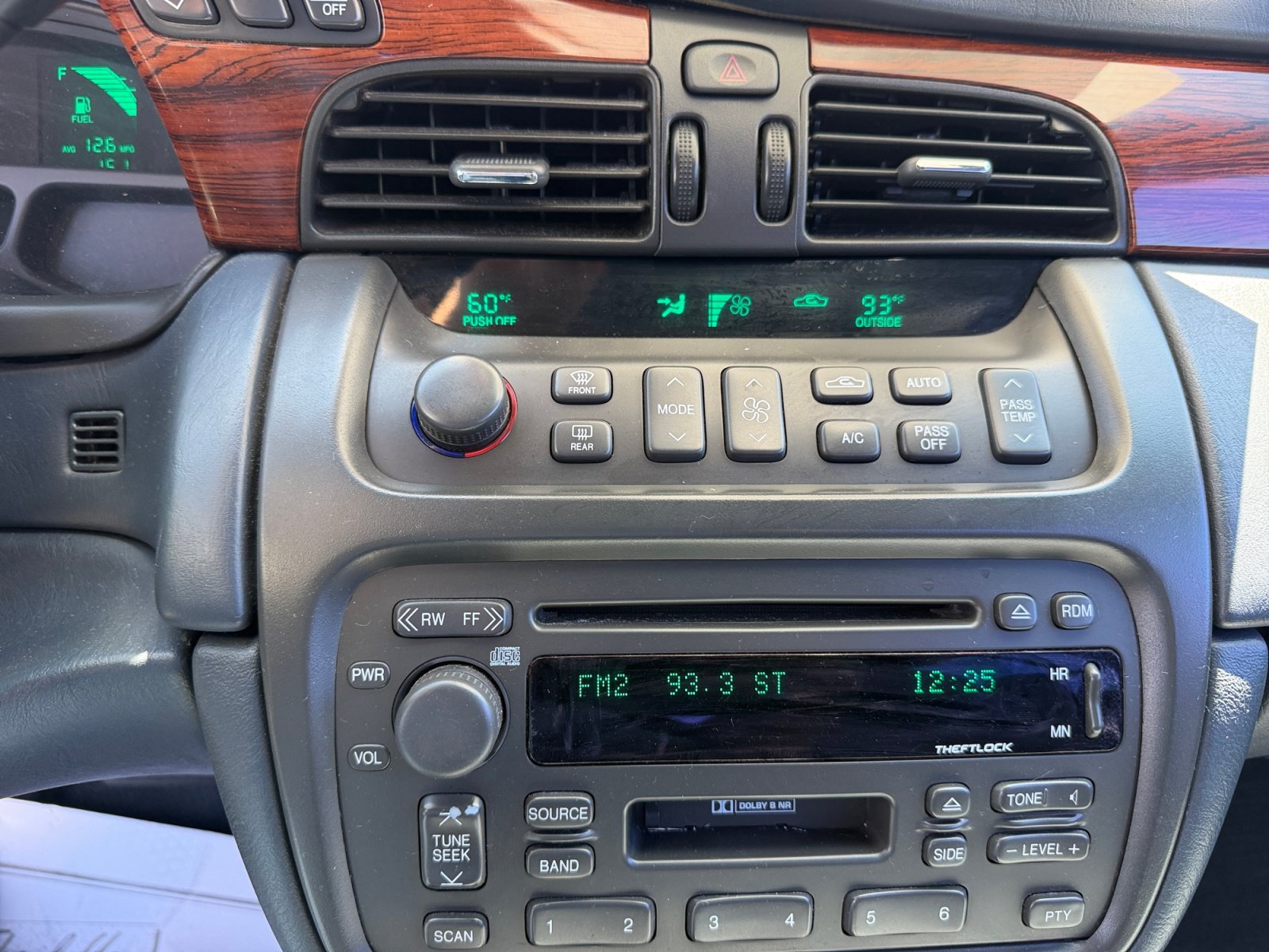 Used 2003 Cadillac De Ville Limousine FWD image 29