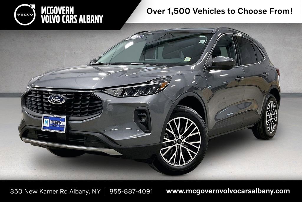 Used 2025 Ford Escape SE