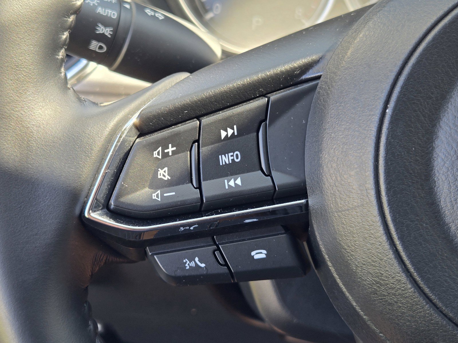 Used 2025 MAZDA CX-5 AWD 2.5 S w/ Preferred Package image 25
