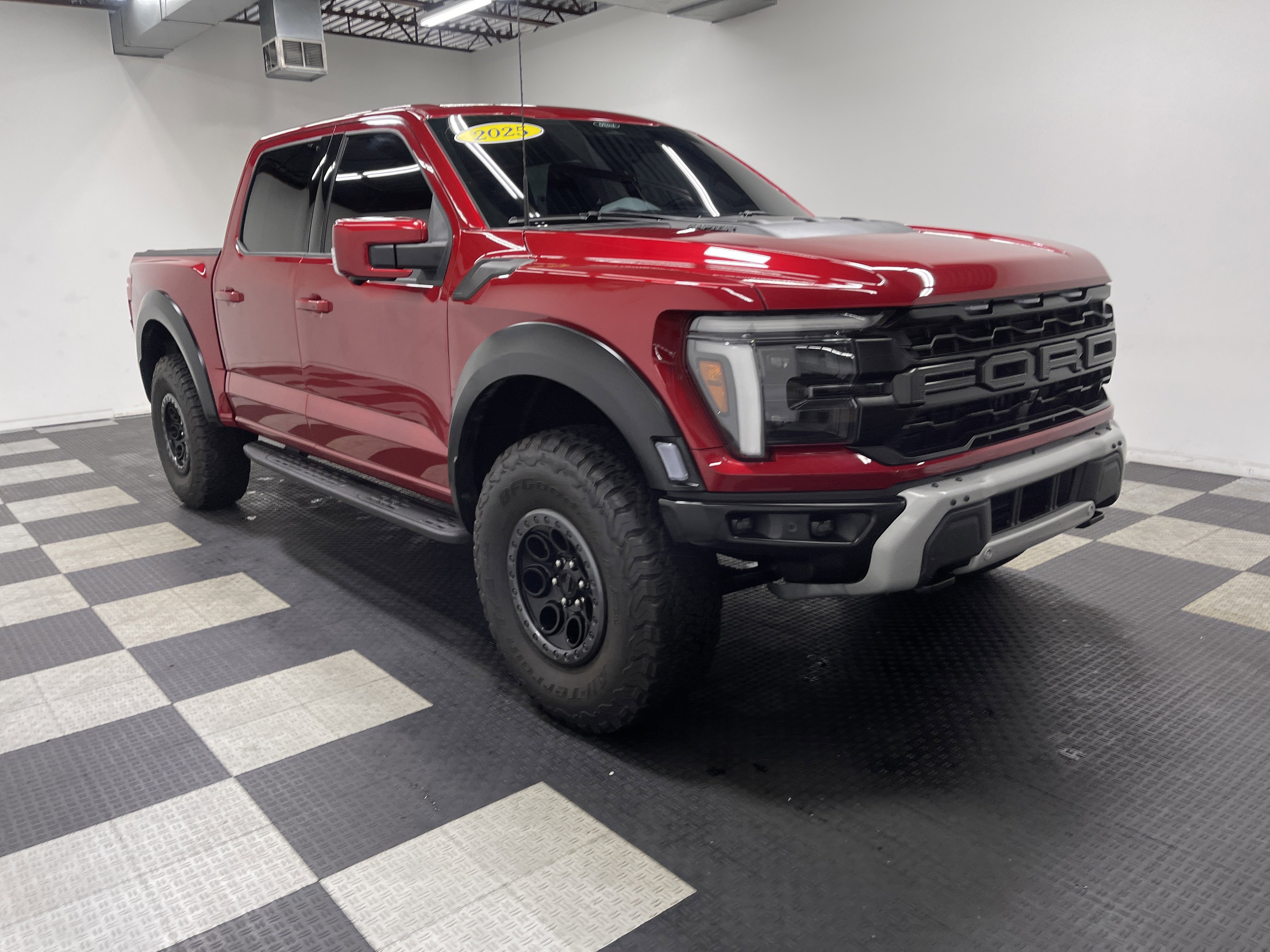 Used 2025 Ford F150 Raptor AWD/4WD image 6