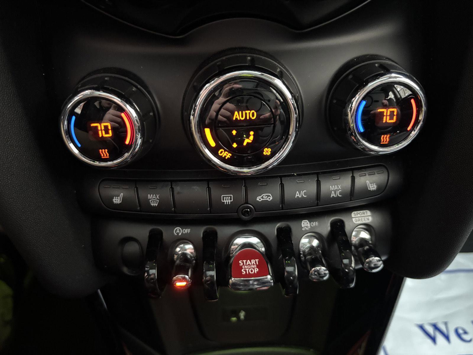 Used 2019 MINI Cooper S image 17