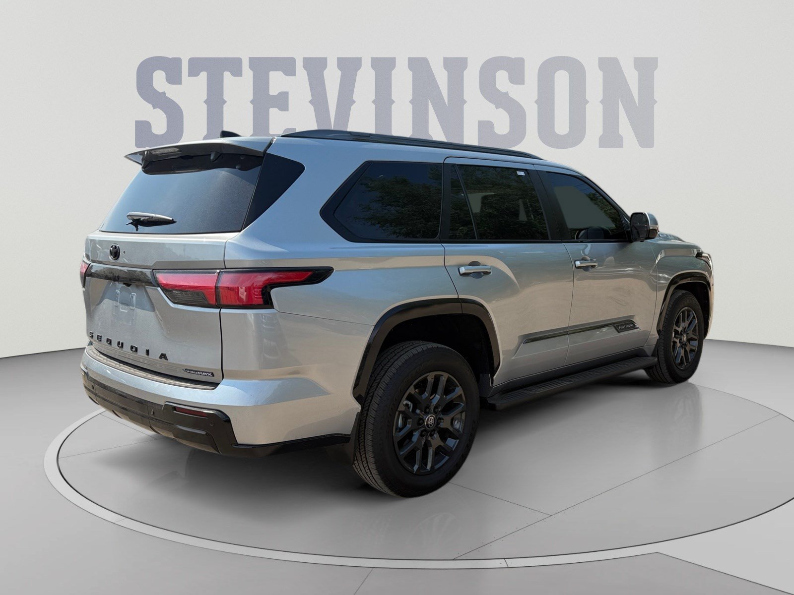 Used 2026 Toyota Sequoia Platinum AWD/4WD image 5