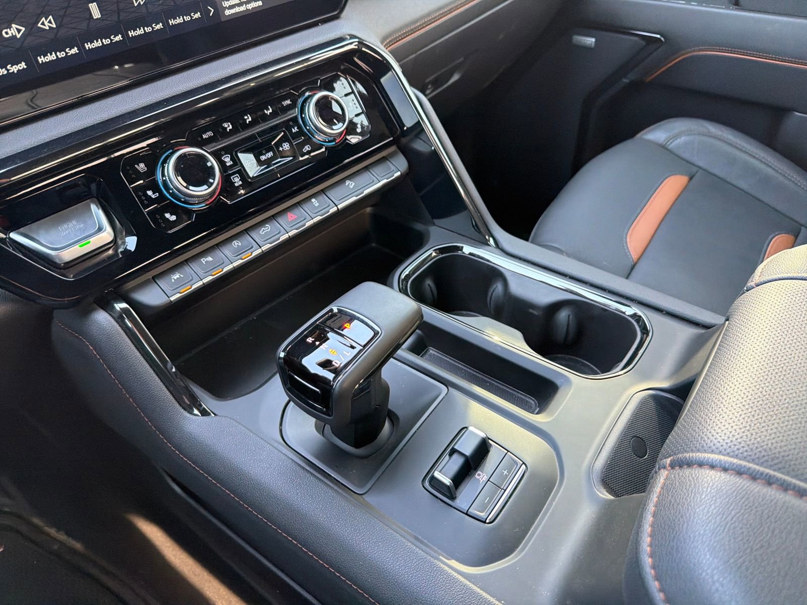 Used 2024 GMC Sierra 1500 AT4 w/ AT4 Premium Package image 17