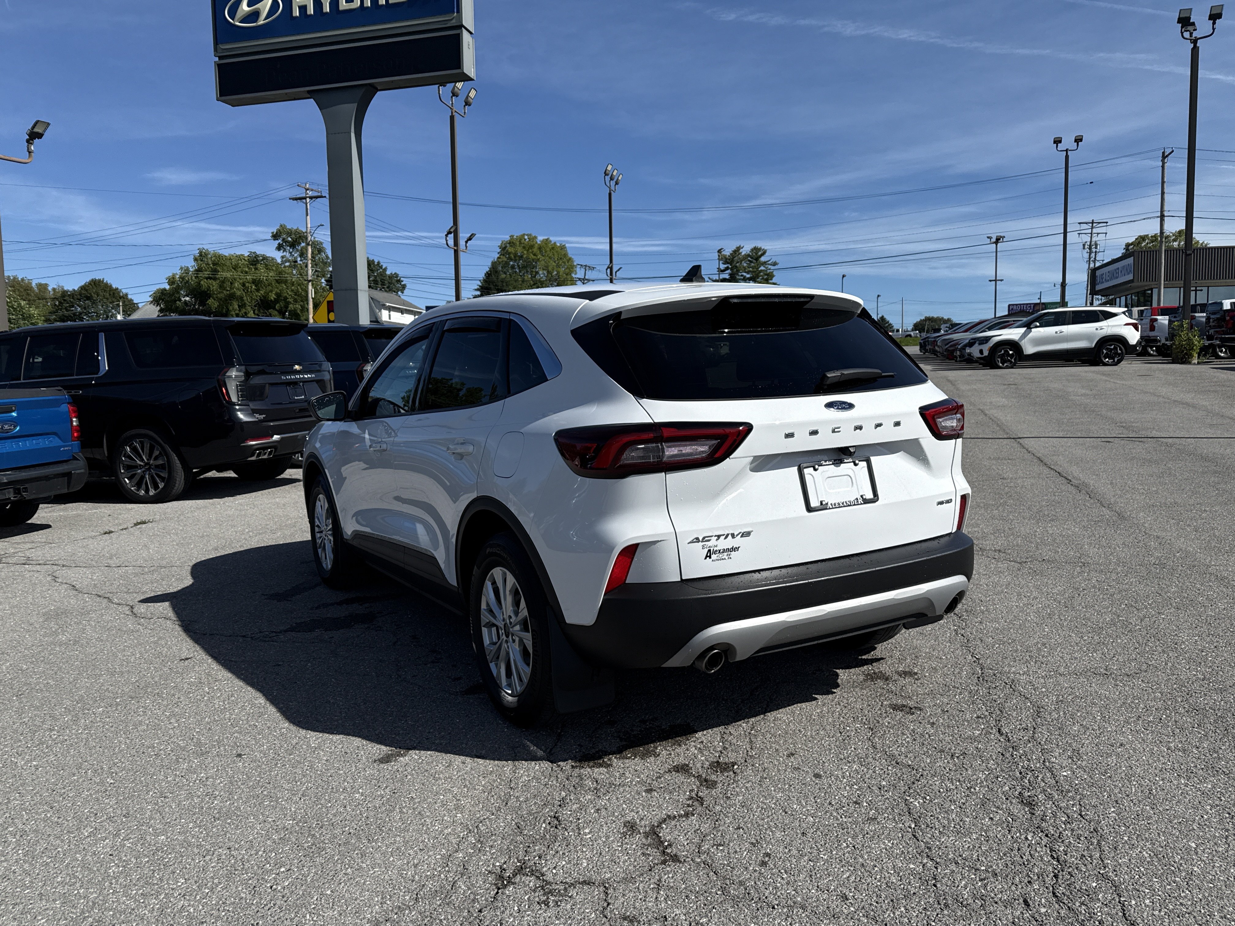 Used 2023 Ford Escape Active AWD/4WD image 6