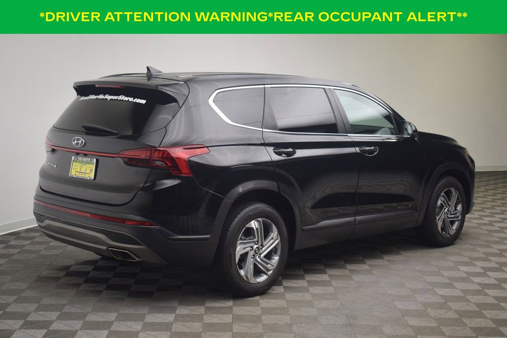Used 2021 Hyundai Santa Fe SE FWD image 5