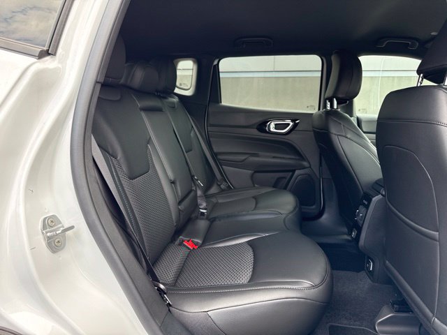 New 2026 Jeep Compass Latitude AWD/4WD image 11