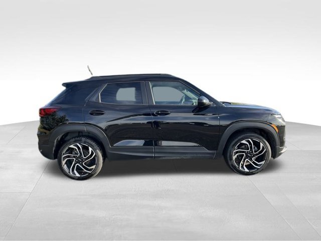 Used 2024 Chevrolet TrailBlazer RS w/ Driver Confidence Package AWD/4WD image 6