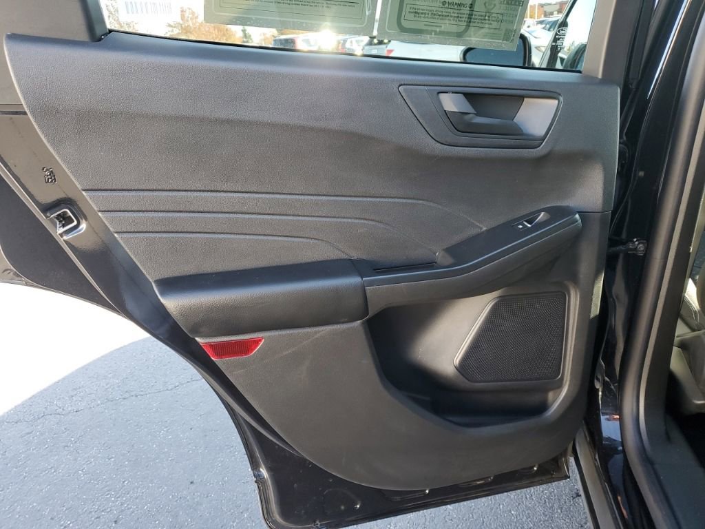 Used 2025 Ford Escape Active image 32