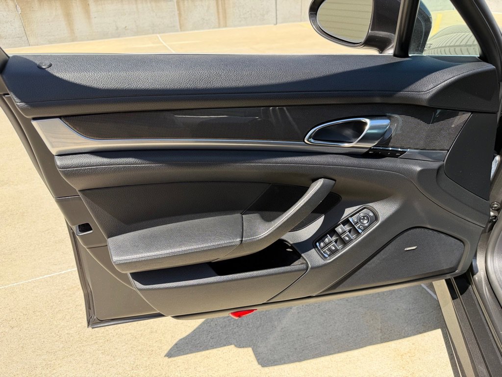 Used 2012 Porsche Panamera S RWD image 10