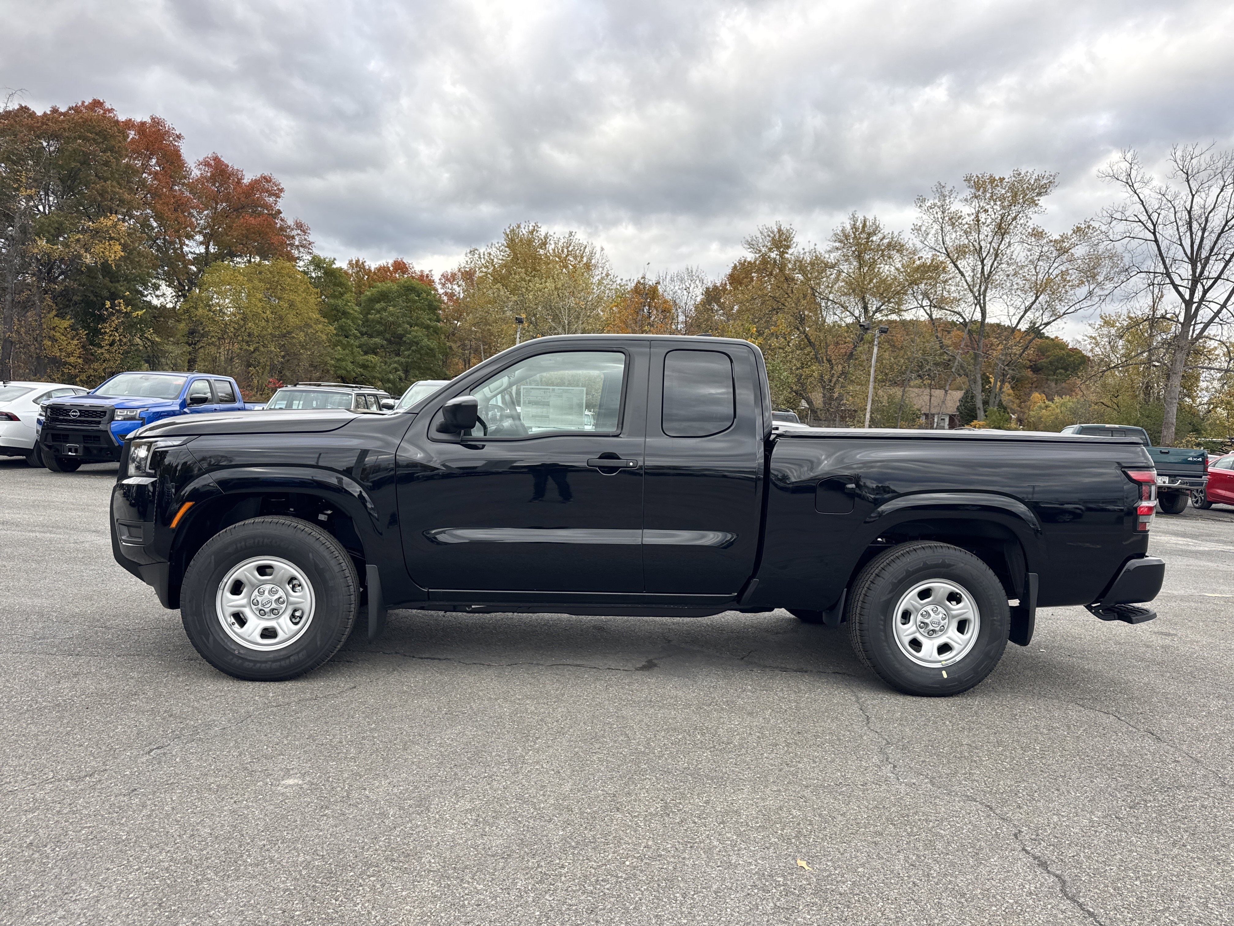 New 2026 Nissan Frontier S image 8