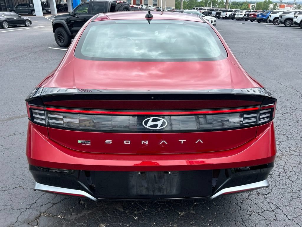 Used 2025 Hyundai Sonata SEL FWD image 6