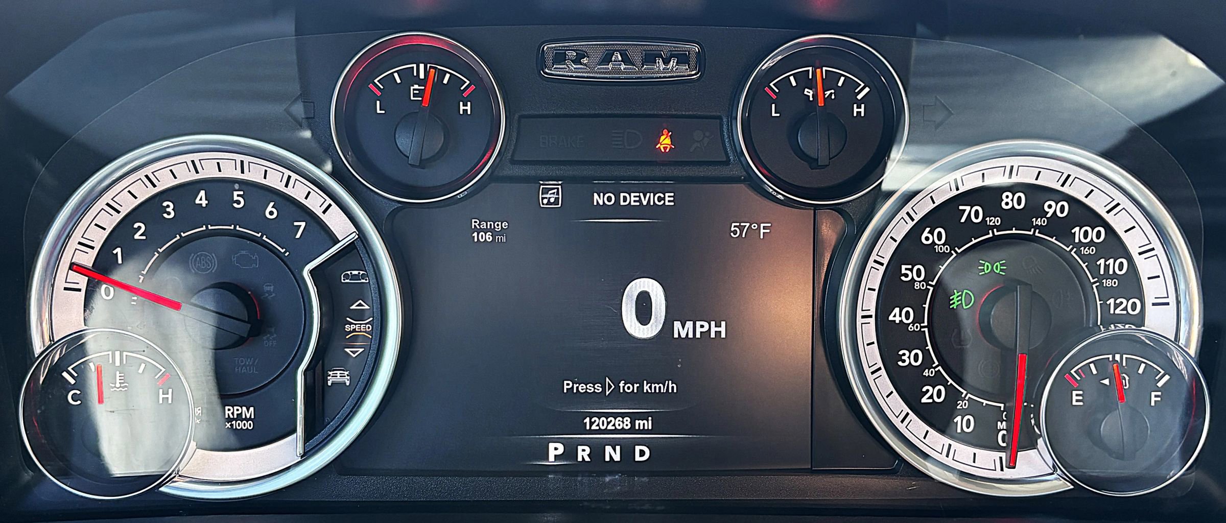 Used 2018 RAM 1500 Laramie w/ Convenience Group image 18