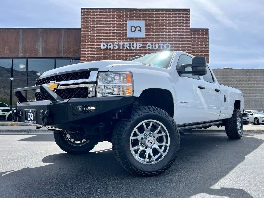 Used 2014 Chevrolet Silverado 2500 LT AWD/4WD image 1