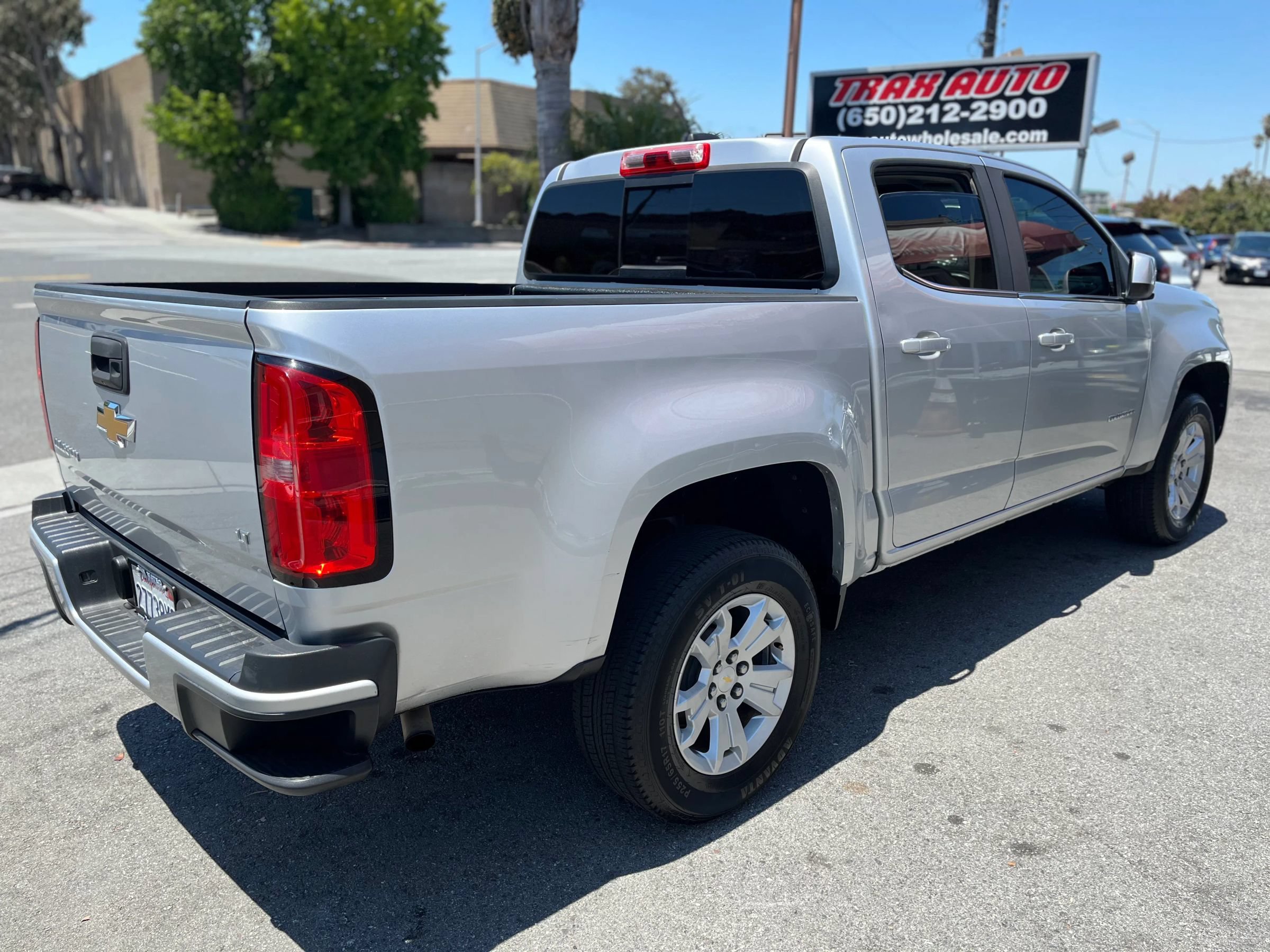 Used 2016 Chevrolet Colorado LT w/ LT Convenience Package RWD image 7