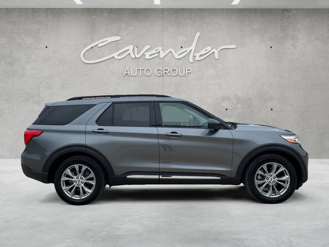 Used 2022 Ford Explorer XLT w/ Equipment Group 202A RWD image 17