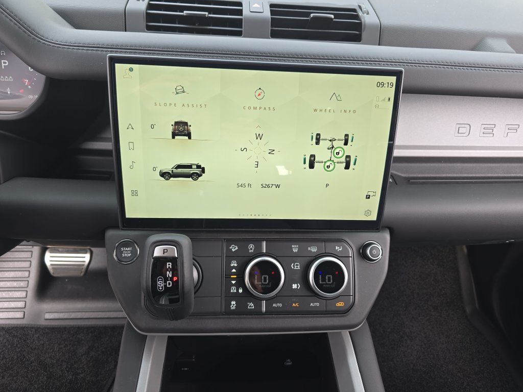 New 2026 Land Rover Defender 110 X AWD/4WD image 20