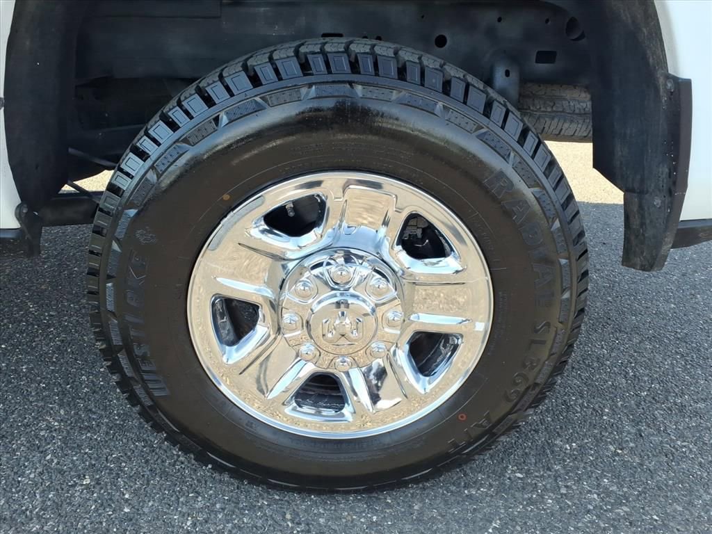 Used 2022 RAM 2500 Tradesman w/ Chrome Appearance Group image 18