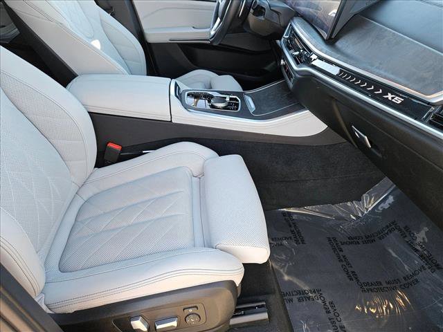 Used 2024 BMW X5 xDrive40i w/ Premium Package image 20