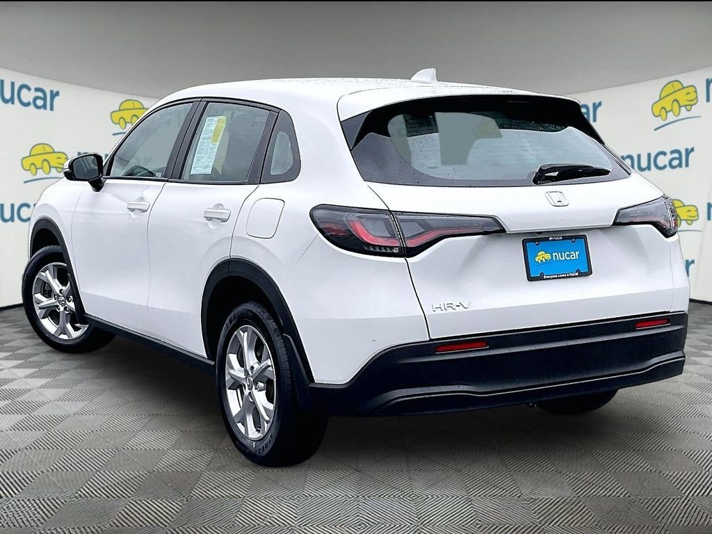 Used 2023 Honda HR-V LX image 4