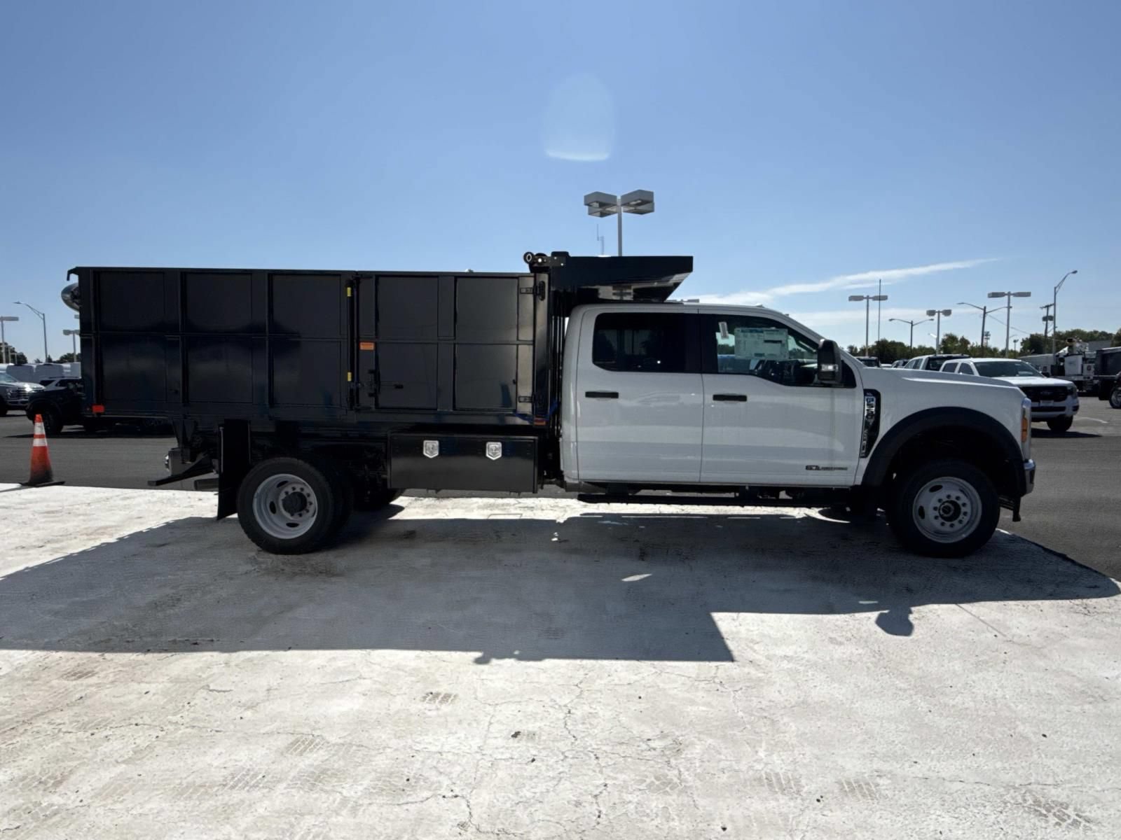 New 2025 Ford F550 4x4 Crew Cab image 2