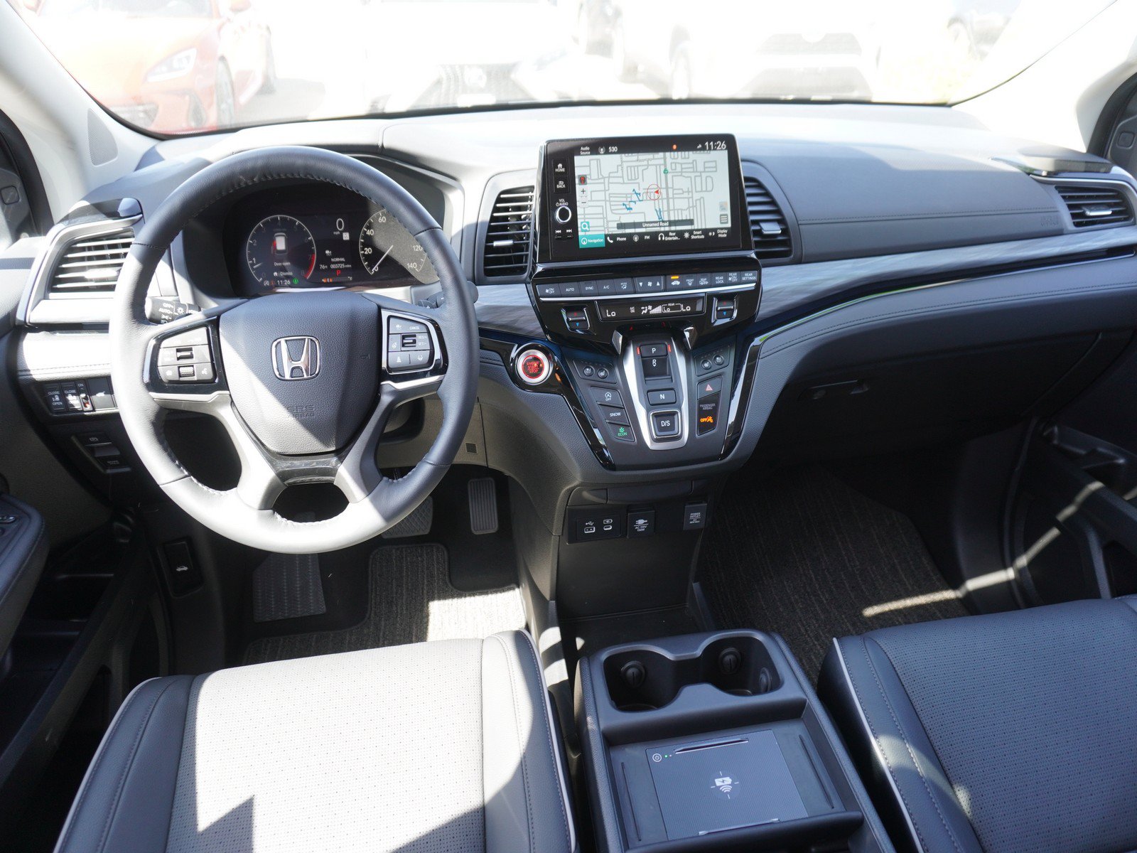 Used 2026 Honda Odyssey Elite image 2