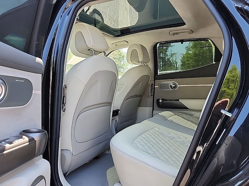 Used 2023 Genesis GV60 Performance image 25