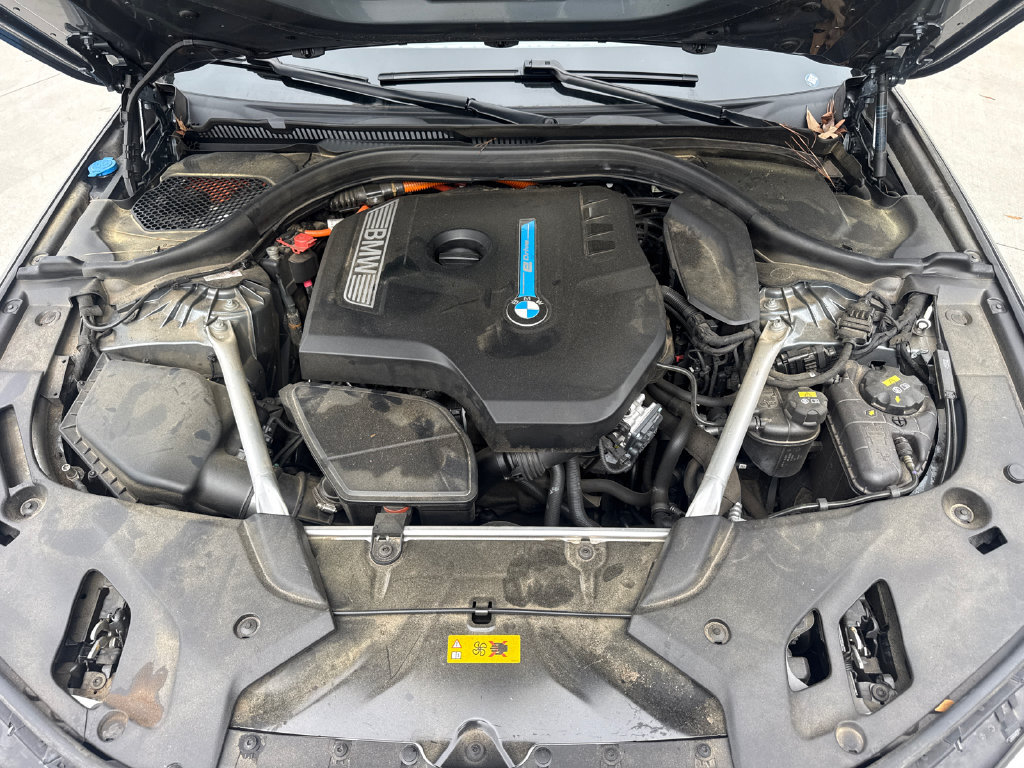 Used 2018 BMW 530e RWD image 35