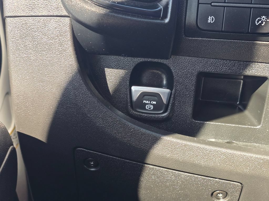 Used 2025 RAM ProMaster 2500 w/ Convenience Group FWD image 28