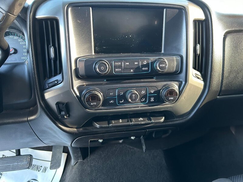 Used 2018 Chevrolet Silverado 1500 LT w/ All Star Edition RWD image 13