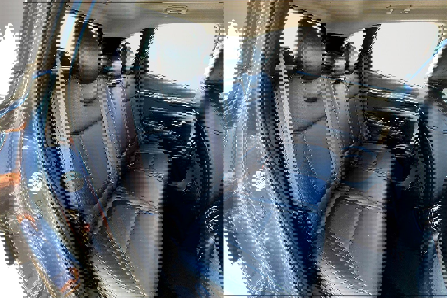 Used 2024 Hyundai Tucson Limited image 25