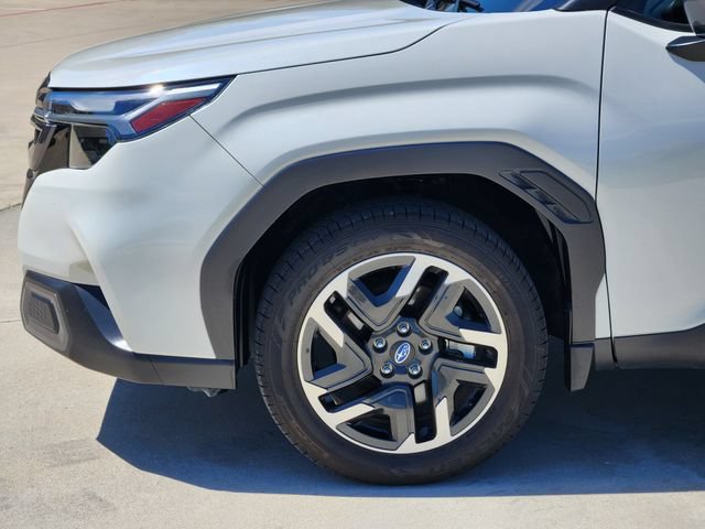 Certified 2025 Subaru Forester Limited AWD/4WD image 8