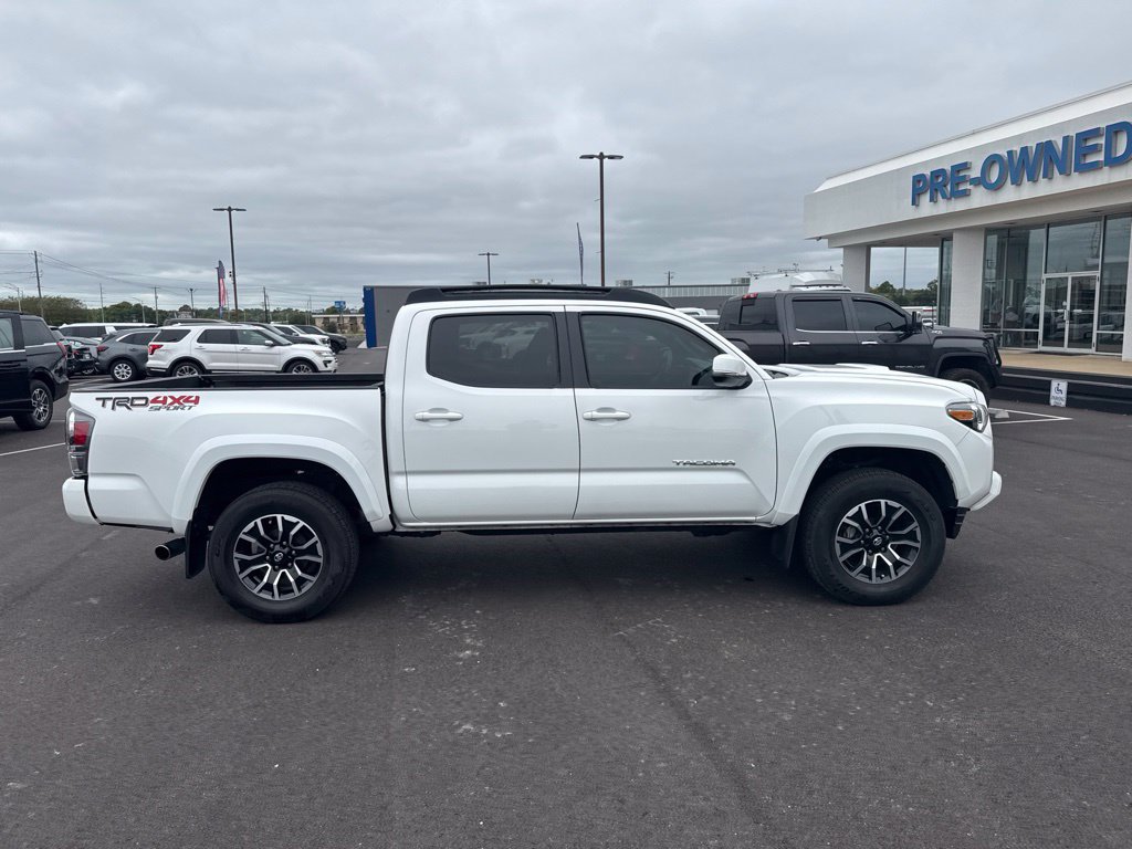 Used 2023 Toyota Tacoma TRD Sport w/ Technology Package AWD/4WD image 15