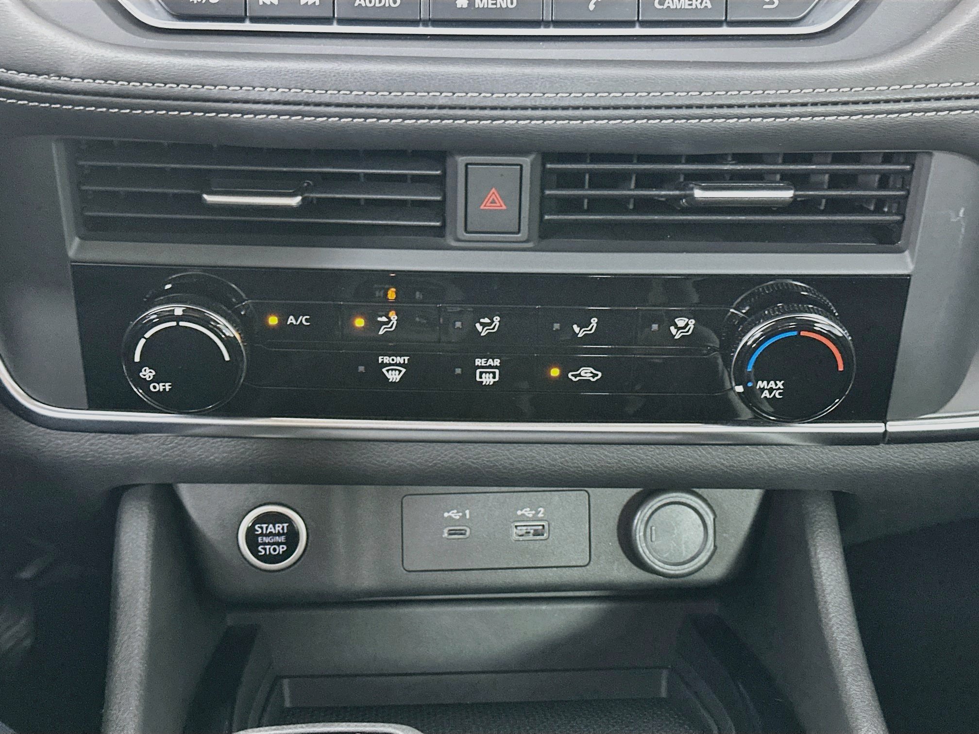 Used 2023 Nissan Rogue S FWD image 24